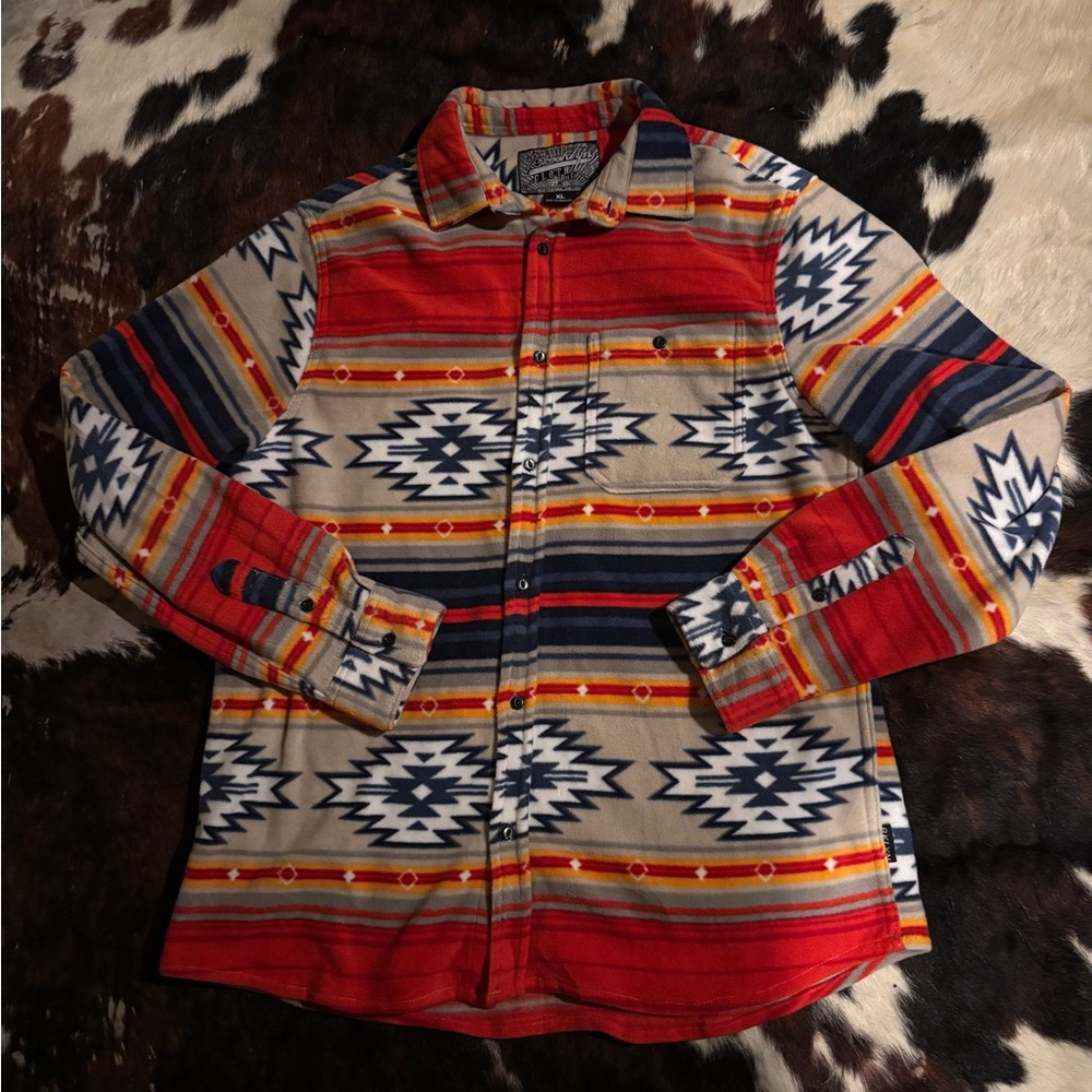 Aztec Fleece Jacket/Shirt
Size: XL